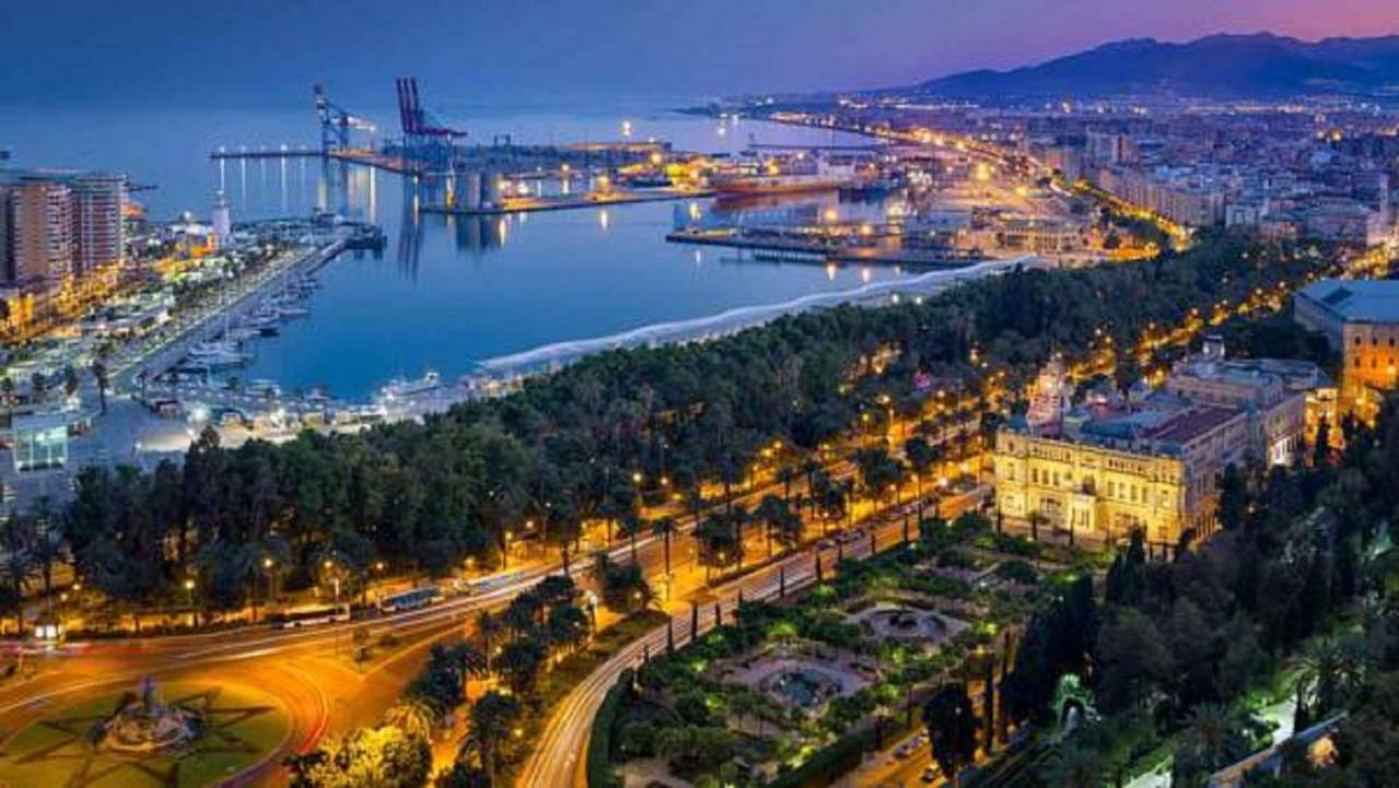 Malaka Apartment มาลากา ภายนอก รูปภาพ