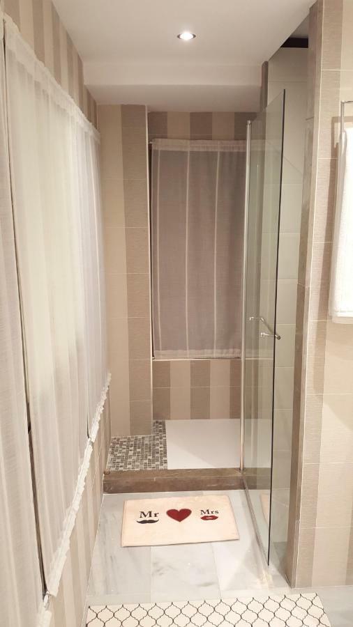 Malaka Apartment มาลากา ภายนอก รูปภาพ